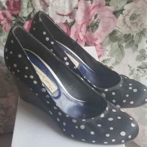 Japanese Polka Dot Wedges